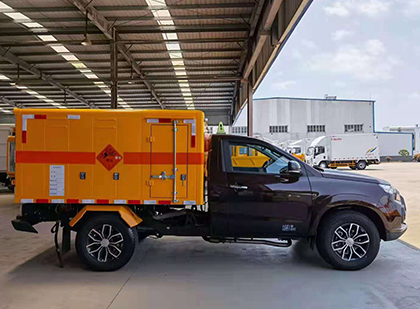 新建爆破器材运输车