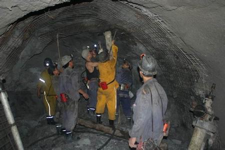 新建工程爆破中的危险因素分析以及应对工程爆破危险的措施